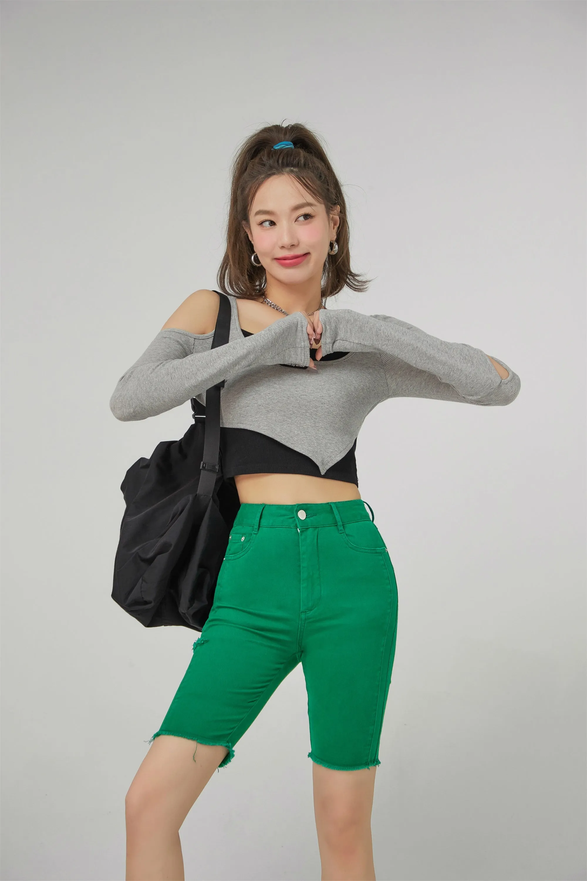 2-Layer Unbalanced Long-Sleeved Top