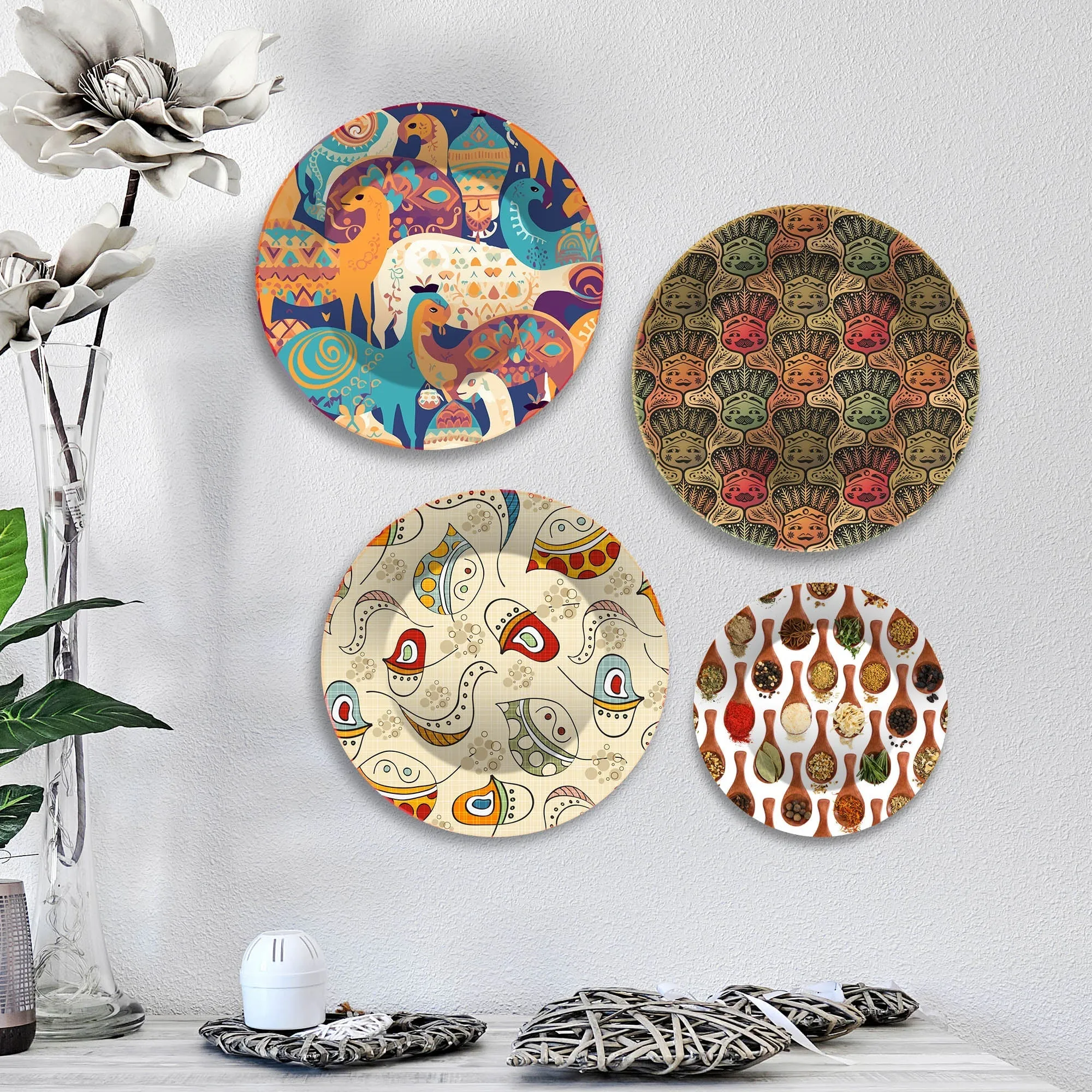 Artistic Pattern Premium Wall Plates Painting Set of Four