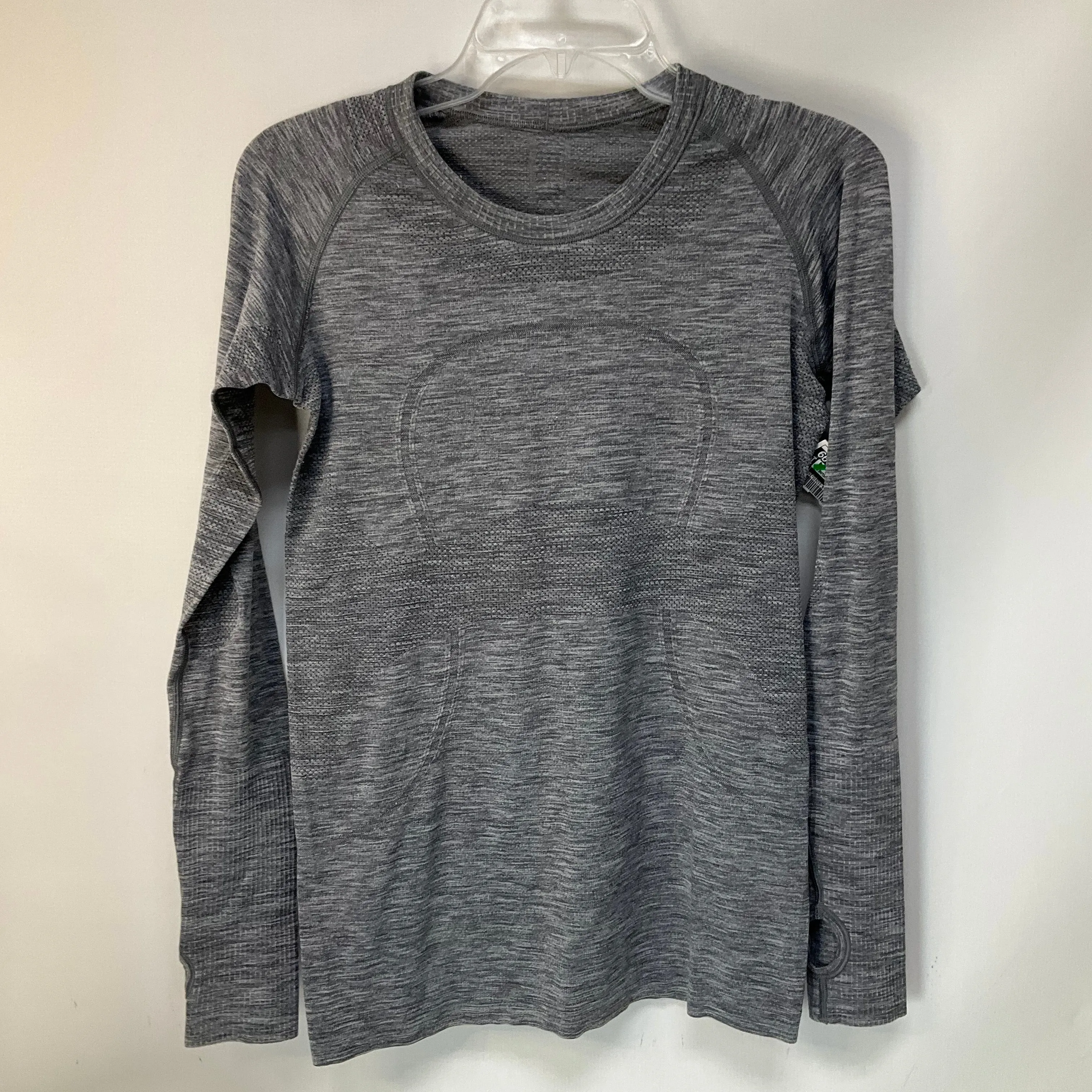 Athletic Top Long Sleeve Crewneck By Lululemon In Grey, Size: 8