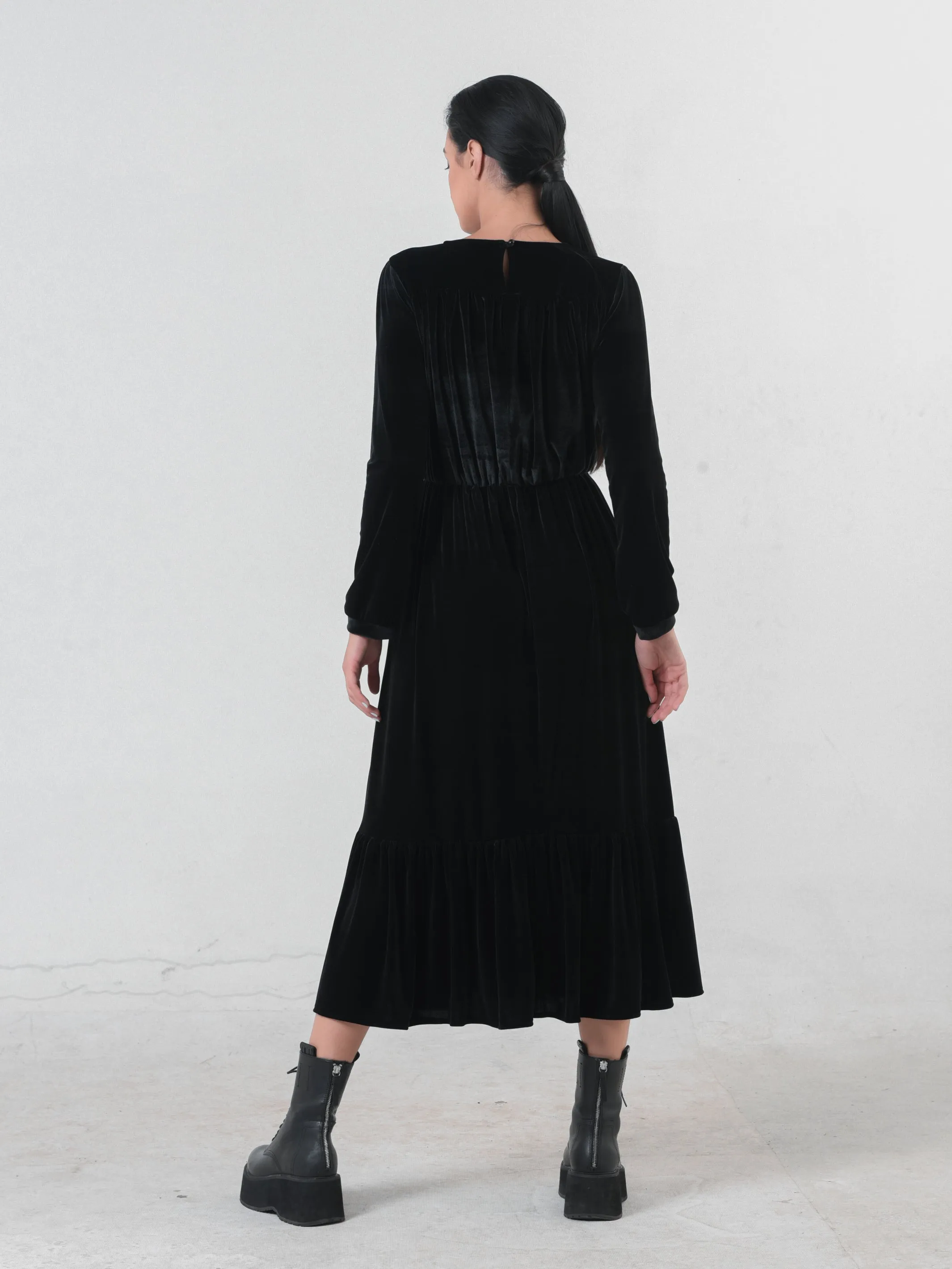 Long Velvet Dress In Black