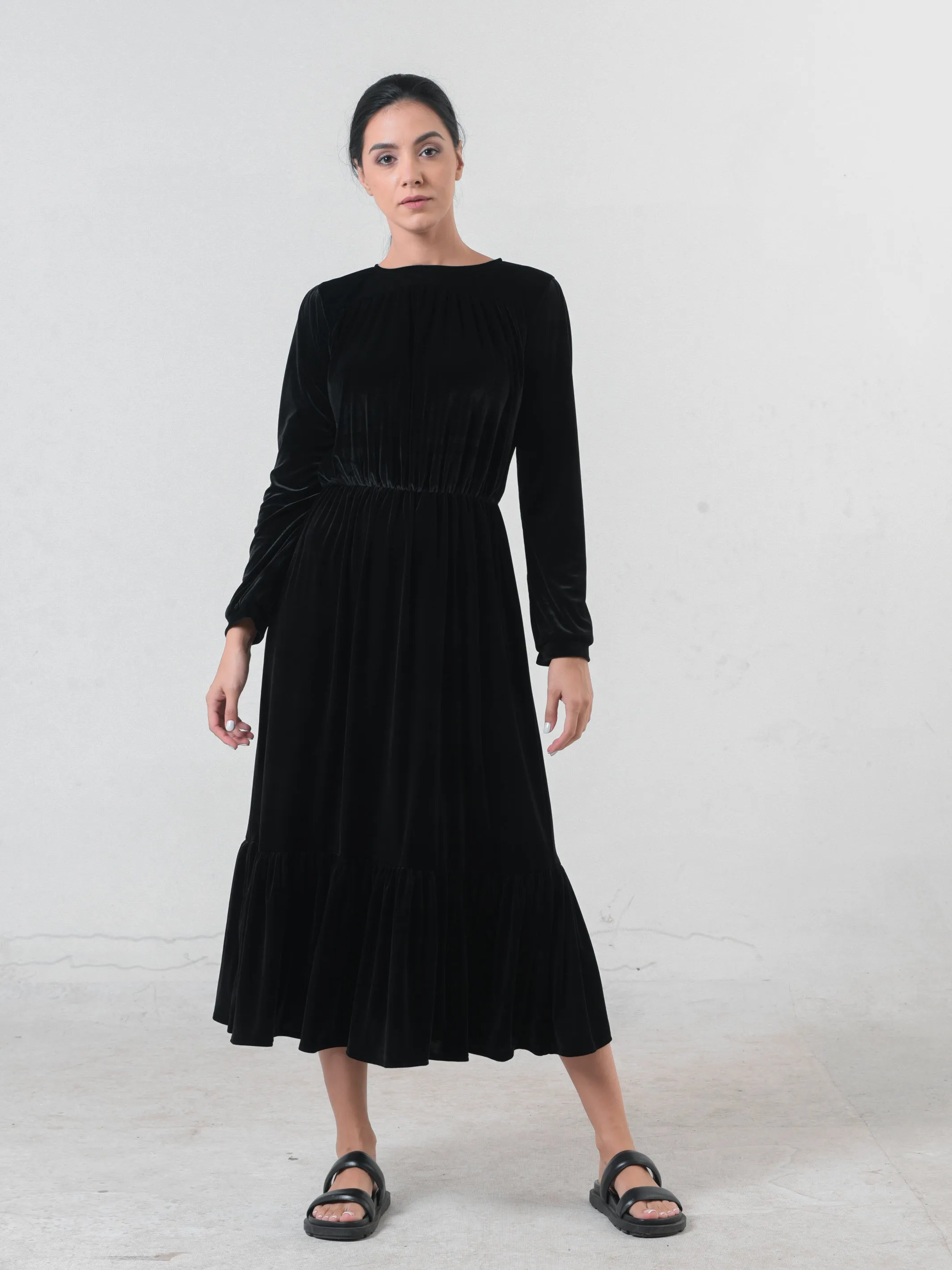 Long Velvet Dress In Black