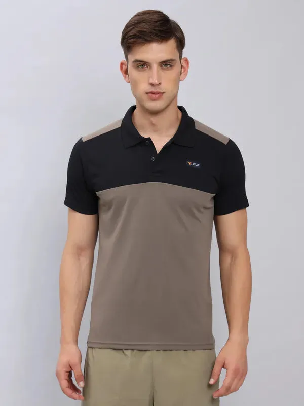 Men Colorblock Slim Fit Polo T-shirt with TECHNO COOL 