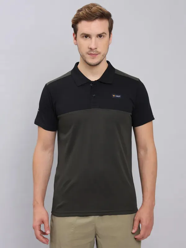 Men Colorblock Slim Fit Polo T-shirt with TECHNO COOL 