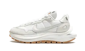 Nike Vaporwaffle Sacai Sail Gum