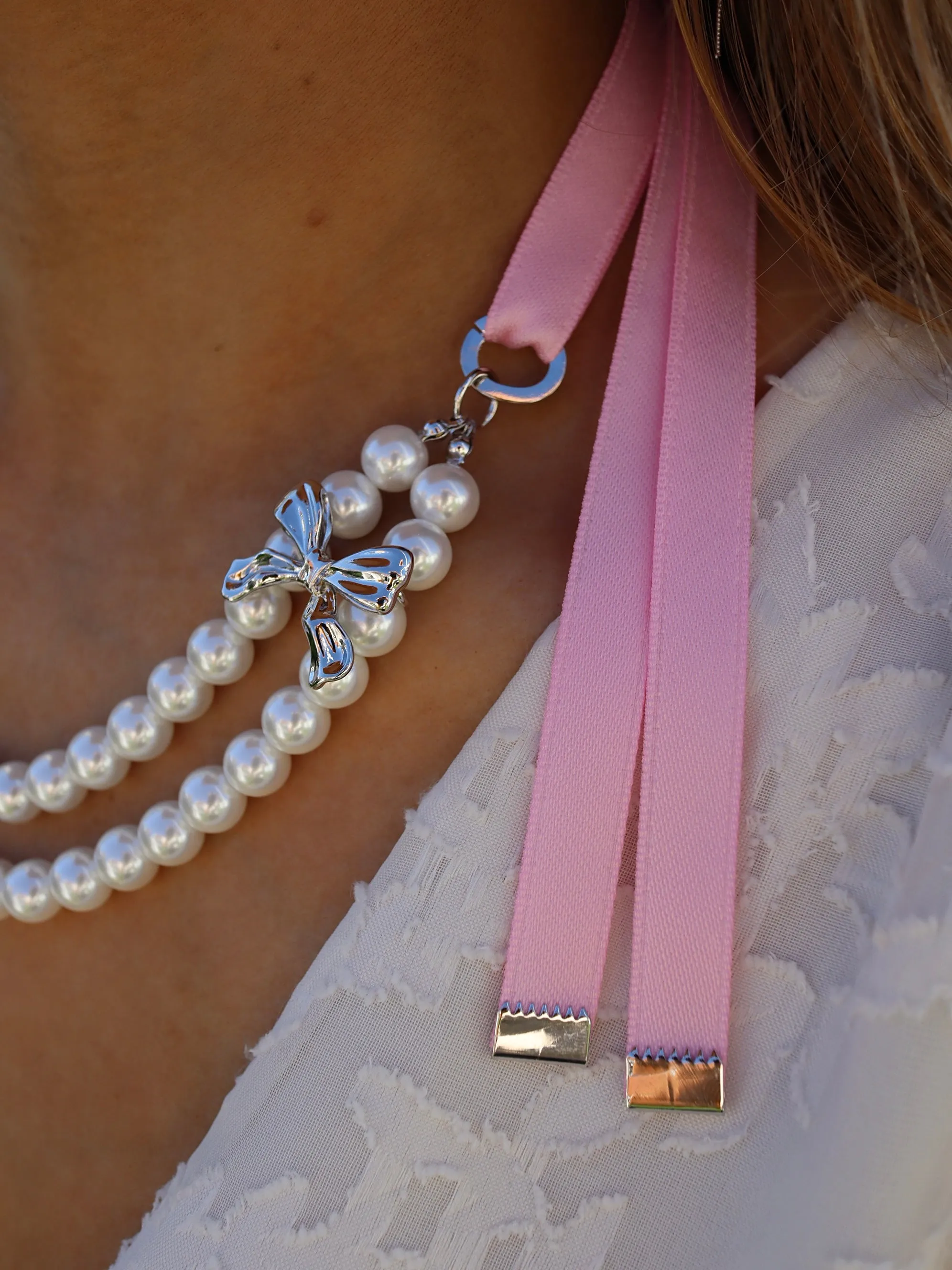 PEARL BOW HALSBAND Rosa