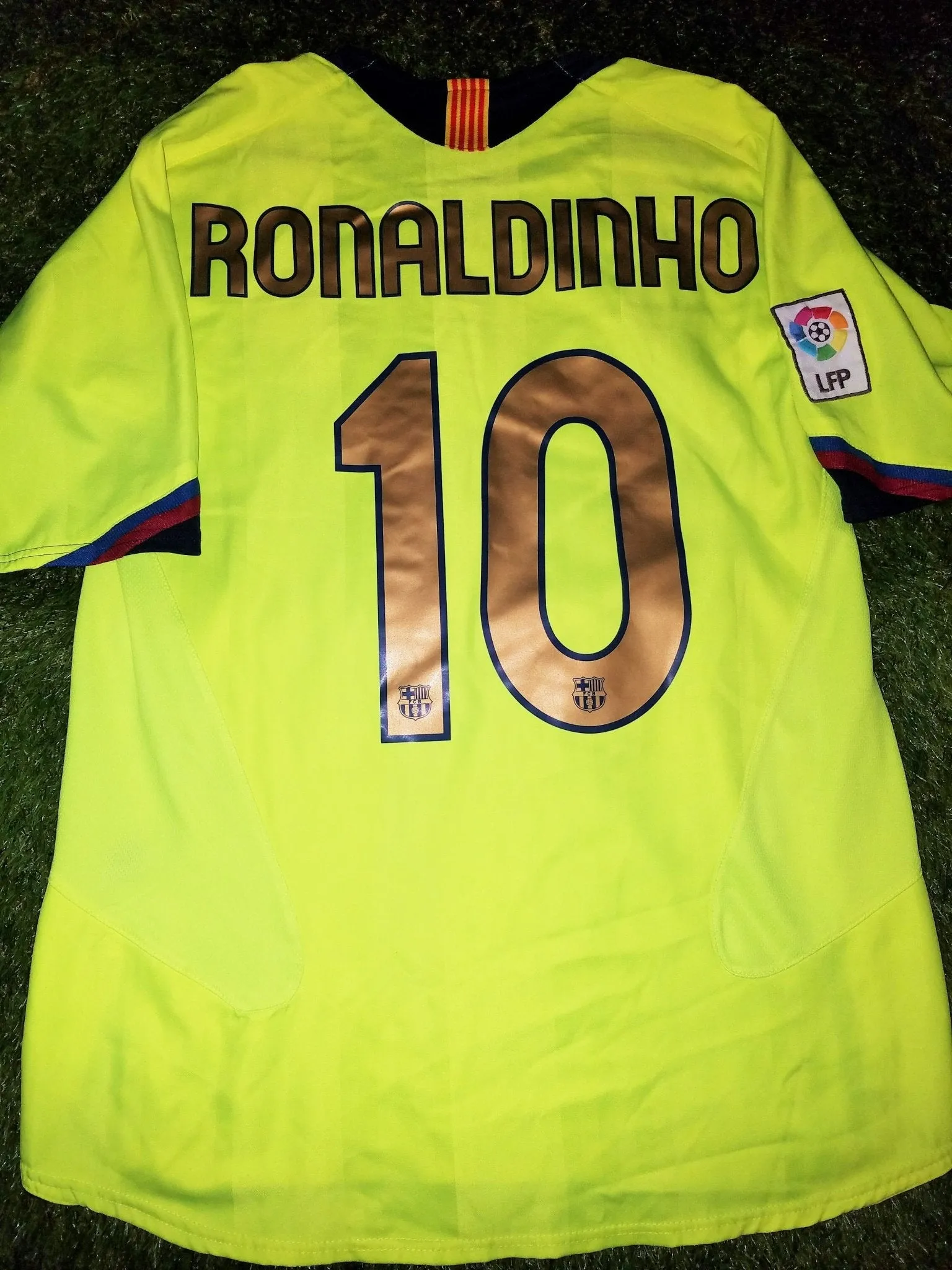 Ronaldinho Barcelona 2006 2007 Yellow Jersey Shirt Camiseta M