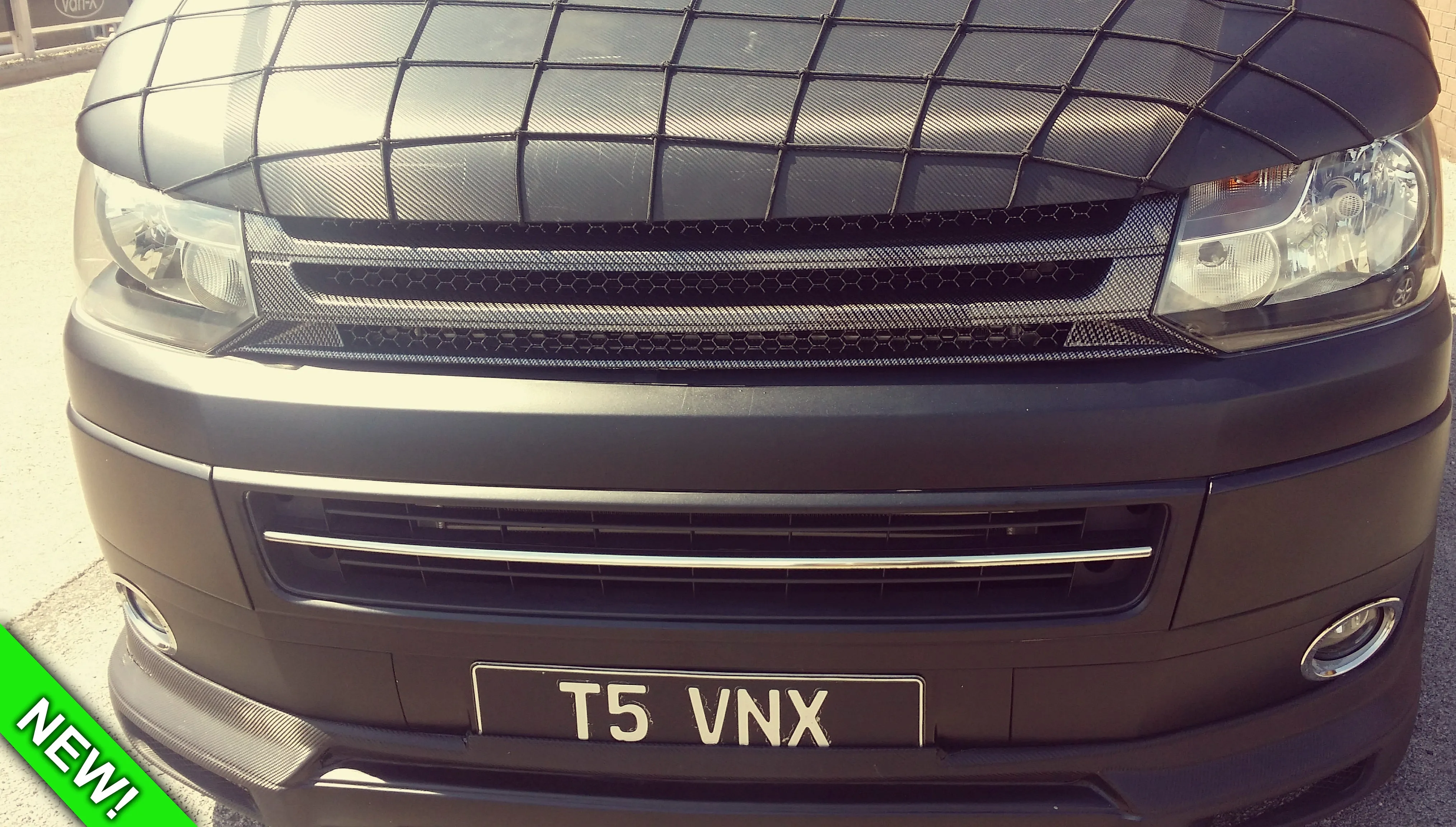 Volkswagen T5.1 Silver Carbon Badgeless Grille *Clearance* [B Grade]